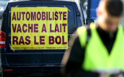 Soutien à la voiture ou lutte contre la crise climatique : les politiques pris entre deux feux